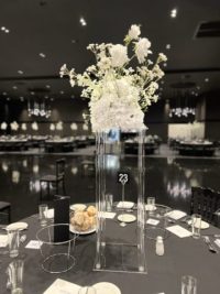 centerpieces, floral hire, melbourne event hire, prop hire